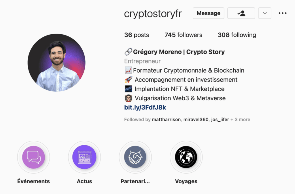 community manager crypto story